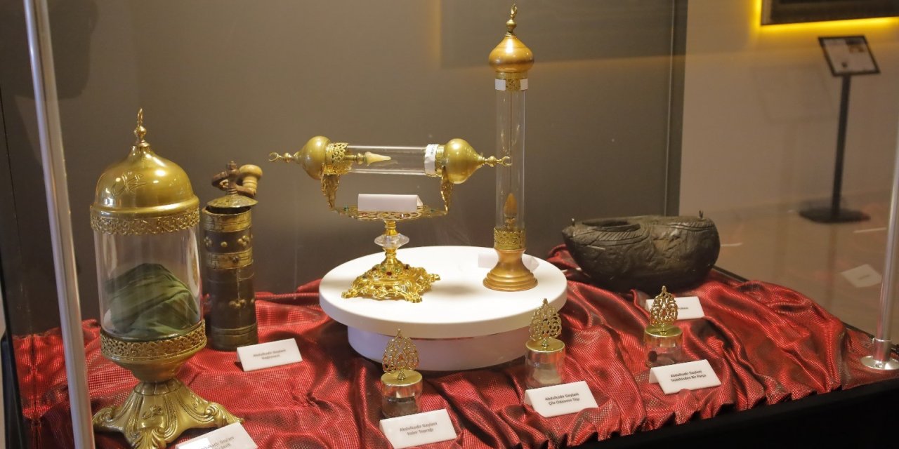 Mukaddes emanetler sergisi yoğun ilgi gördü