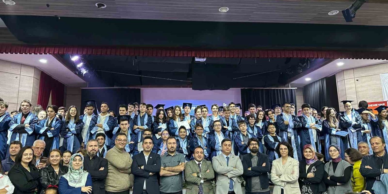 Deneyap 2025 mezuniyet programı gerçekleştirildi