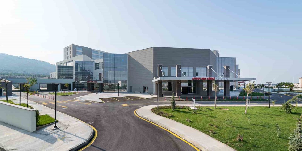 Manisa Şehir Hastanesi 7 yılda 9 milyon poliklinik hastasına hizmet verdi