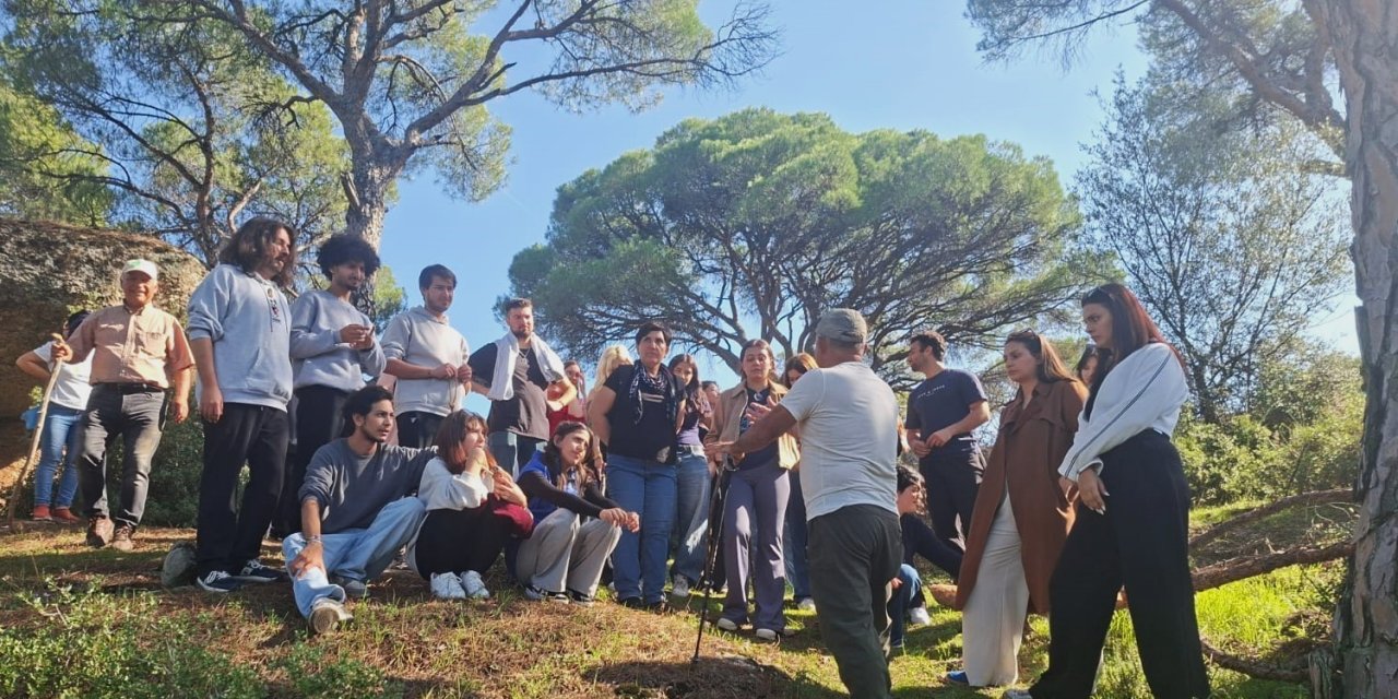 Fransız Dili ve Edebiyatı bölümü öğrencileri Latmos’u keşfetti