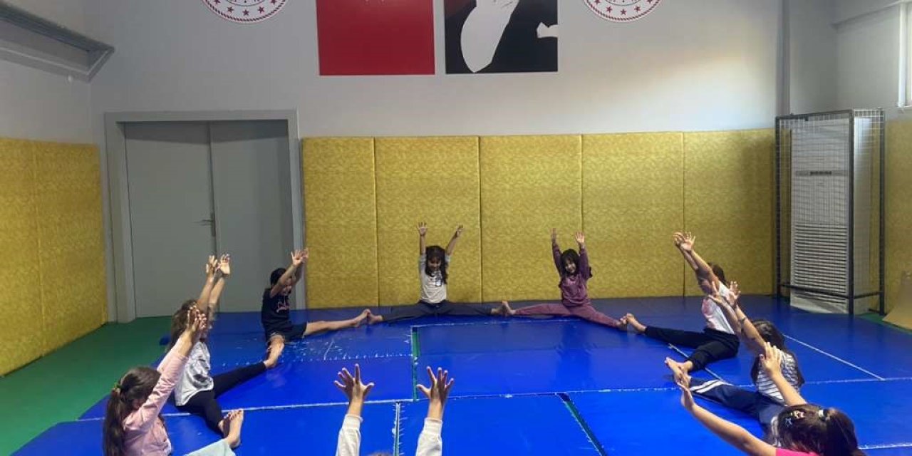 Aydın’da gençler hem sporu seviyor, hem de eğleniyor