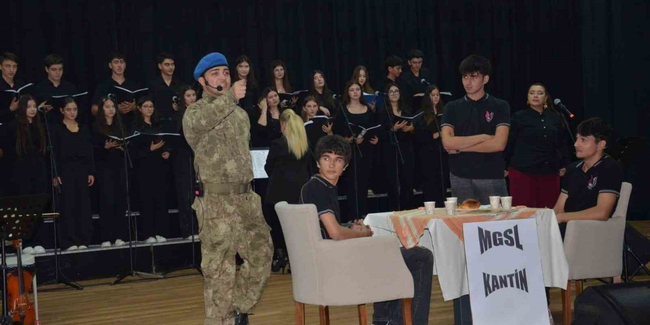 ’Kim Var’ sanat etkinliği Manisalılarla buluştu