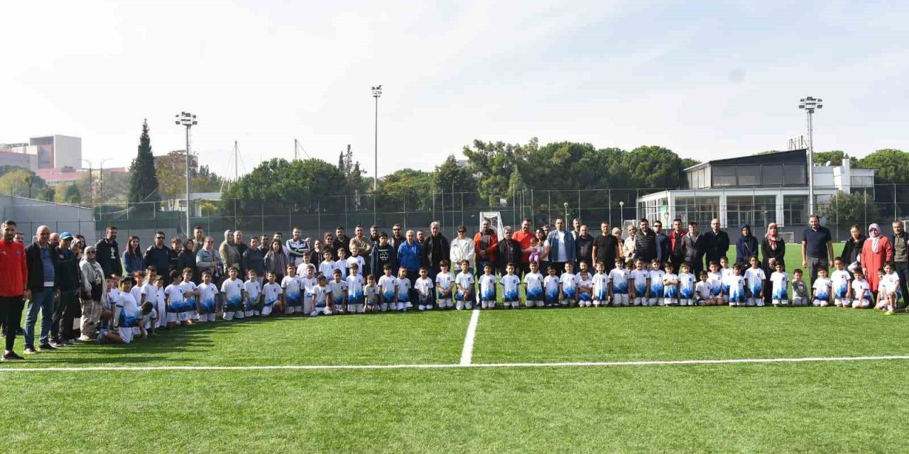 Yunusemre Belediyespor’un altyapı seçmelerine yoğun ilgi