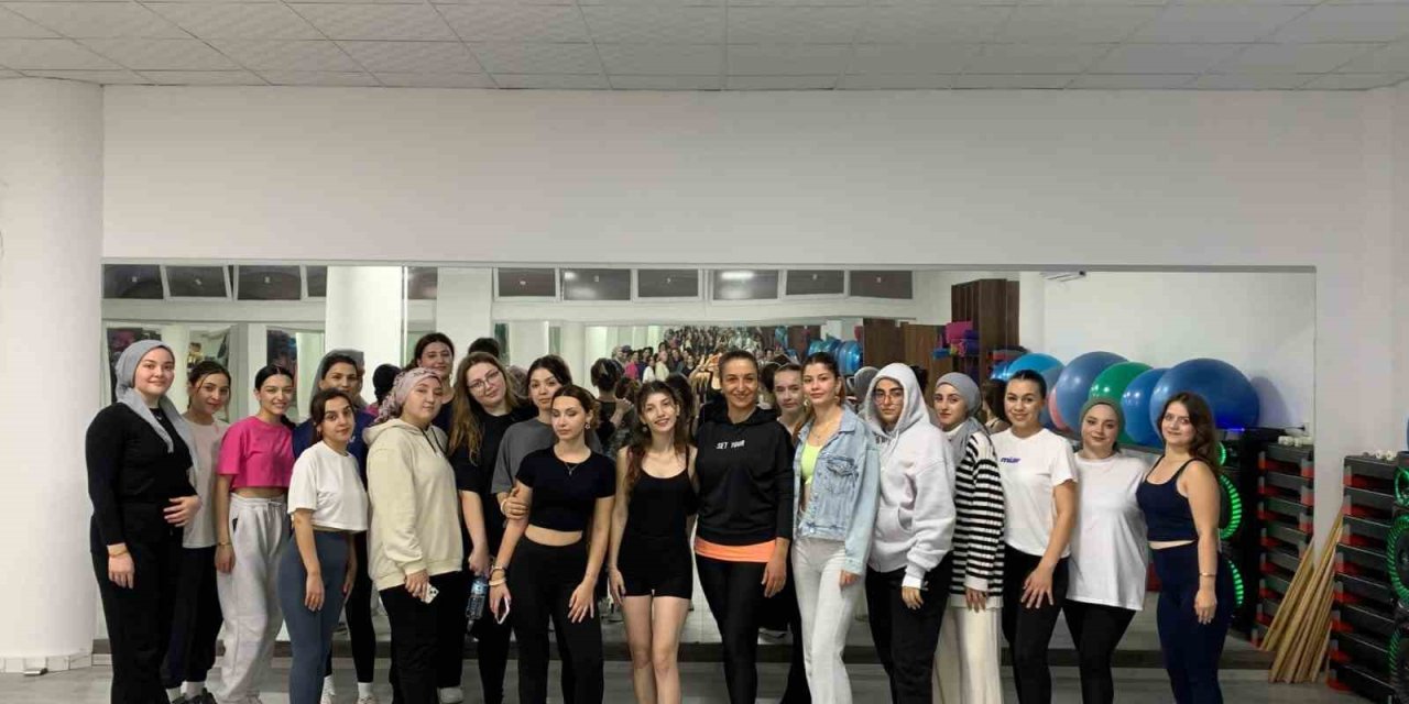 Sağlıklı Yaşam Merkezi, öğrencilerin ilgi odağı oldu