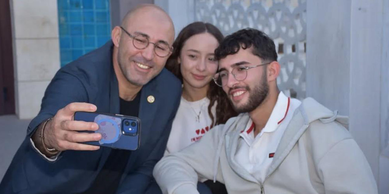 Başkan Zencirci: "Gençlerimizin sesine kulak veriyoruz"