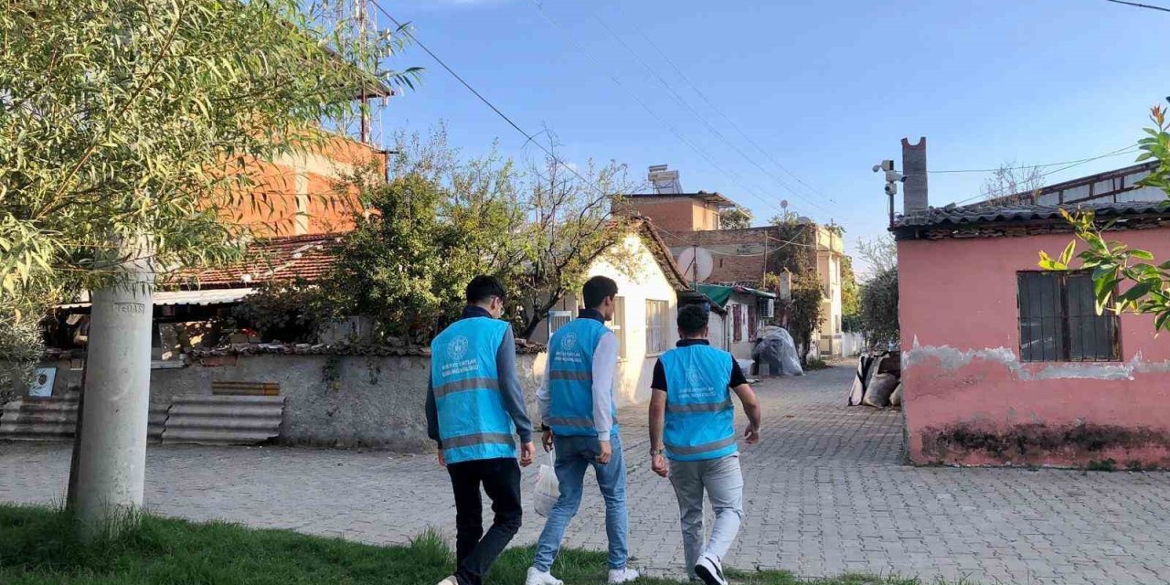 Aydın’da gençler komşularını unutmuyor