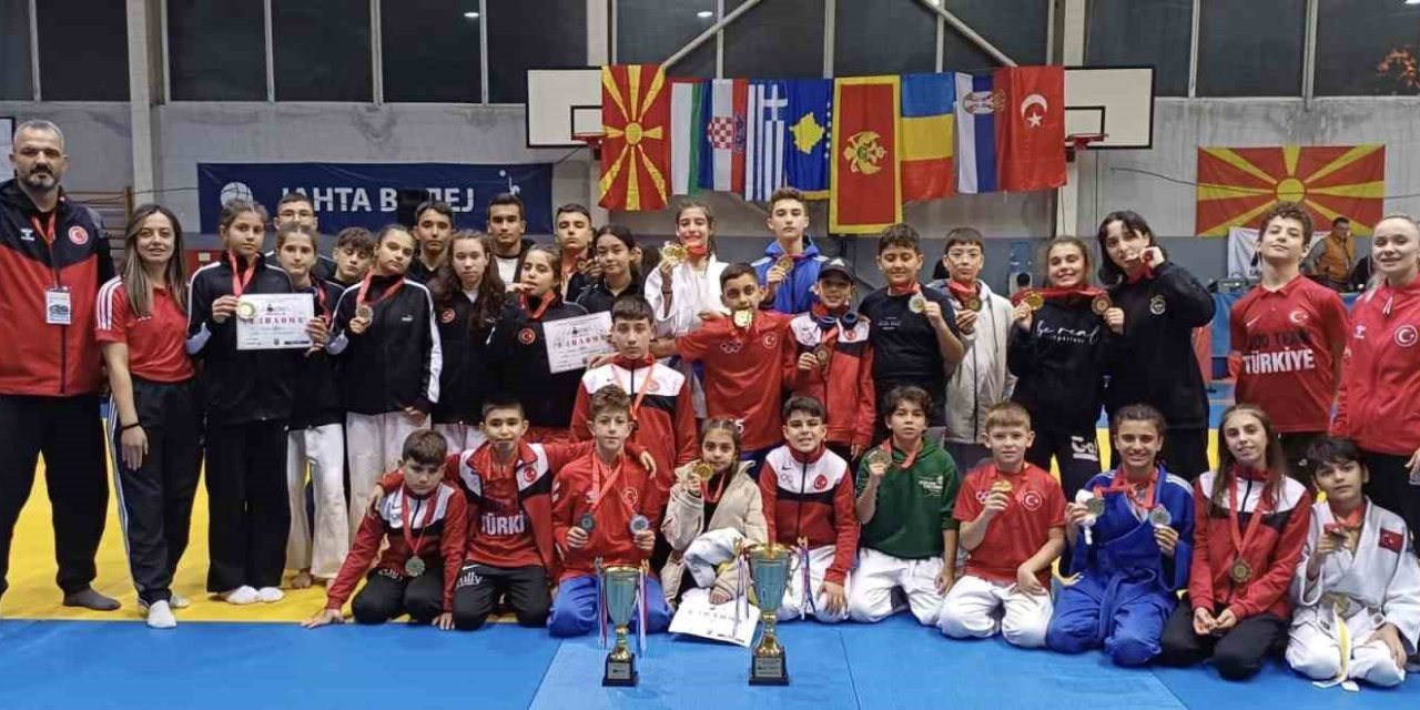 Yunusemre’nin judocuları Makedonya’dan zaferle döndü