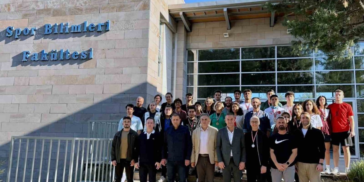 Cumhuriyet’in 102. yılı MSKÜ’de sporla kutlandı