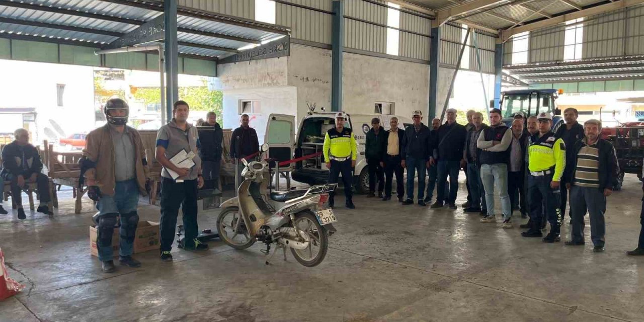 Söke’de traktör ve motosiklet sürücülerine trafik eğitimi verildi