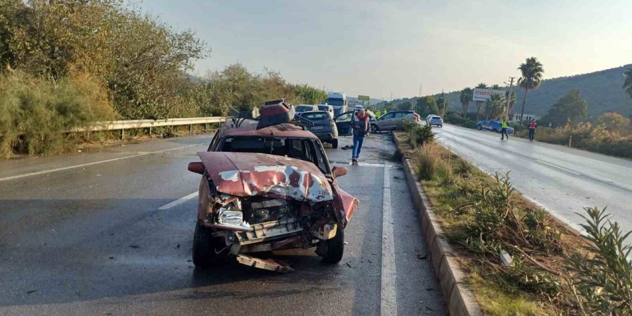 Milas-Bodrum Yolunda zincirleme kaza: Biri ağır 2 yaralı