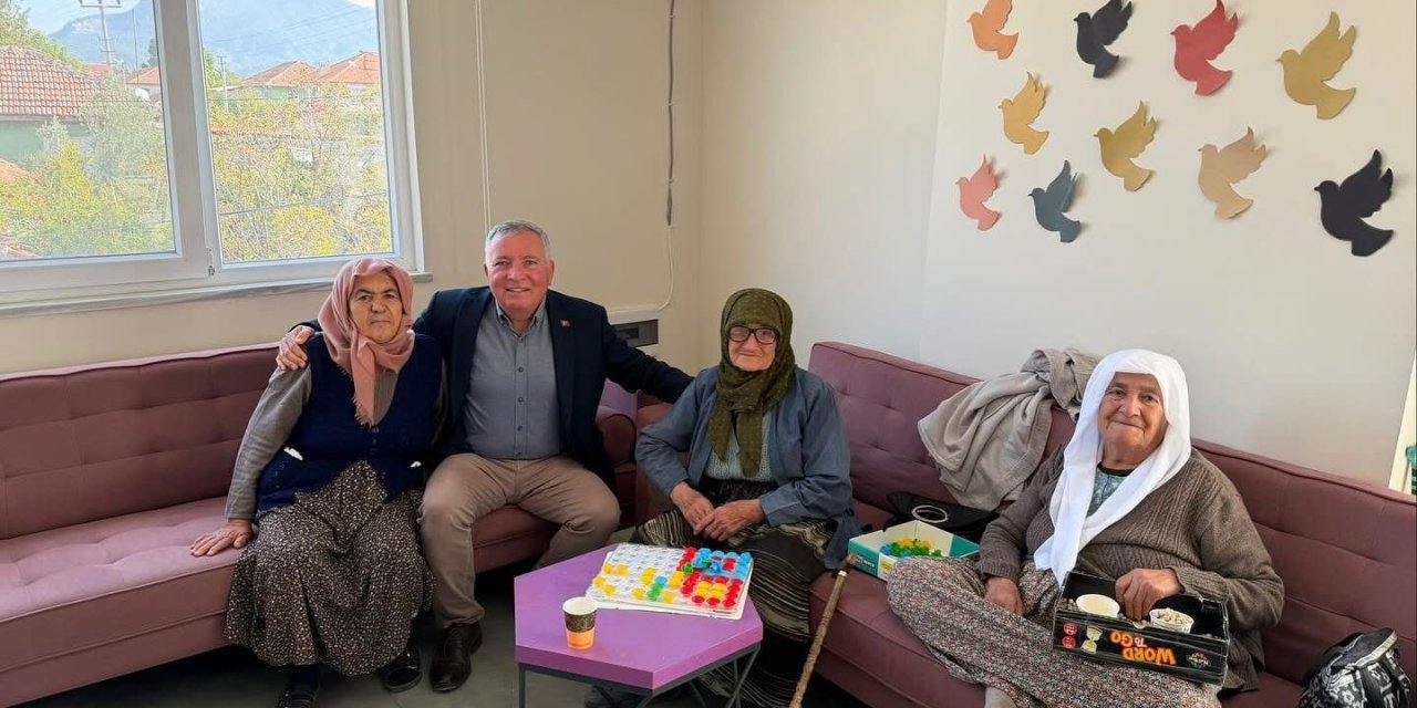 Başkan Kepenek’ten Yaşlı Rehabilitasyon Merkezine anlamlı ziyaret