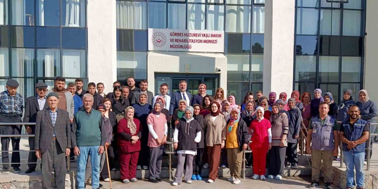 Gördes Huzurevi’nde ’Engelsiz işgücü’ buluşması