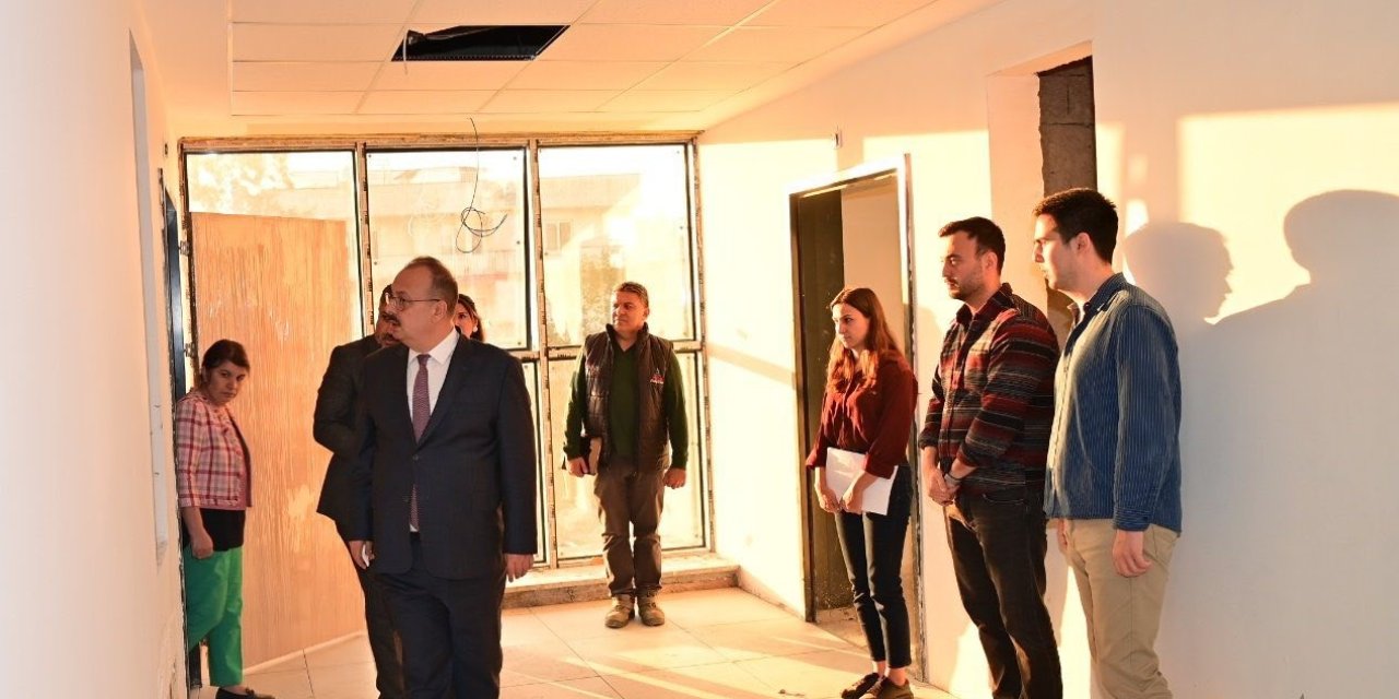 Vali Canbolat, Huzurevi ve Rehabilitasyon Merkezi inşaatında incelemelerde bulundu