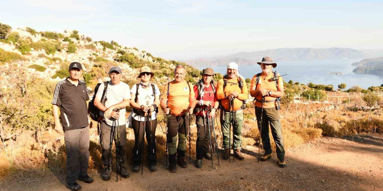 128 doğasever Marmaris’in doğasında yürümek için geldi