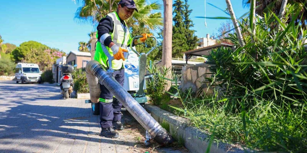 Yeni nesil elektrikli yol süpürme araçları Bodrum’da