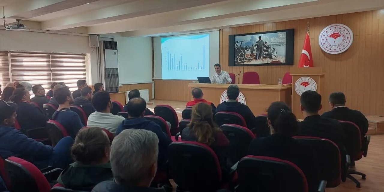 Aydın’da veteriner hekimlere ’şap hastalığı’ eğitimi verildi