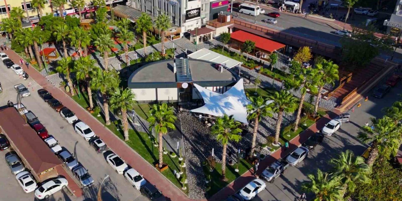 ALBEST Meydan Kafe, bir ayda 37 bin ziyaretçi ağırladı