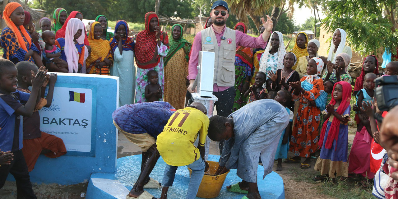UHVED Derneği, Çad’da Umudu Yeşertiyor: Su Kuyuları, Yetim Sofraları ve Manevi Destekler Sürüyor