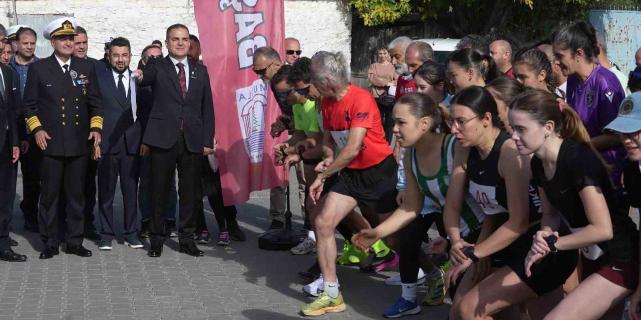 Muğla’da ‘Atatürk’e Saygı Gençlik Koşusu’ gerçekleşti