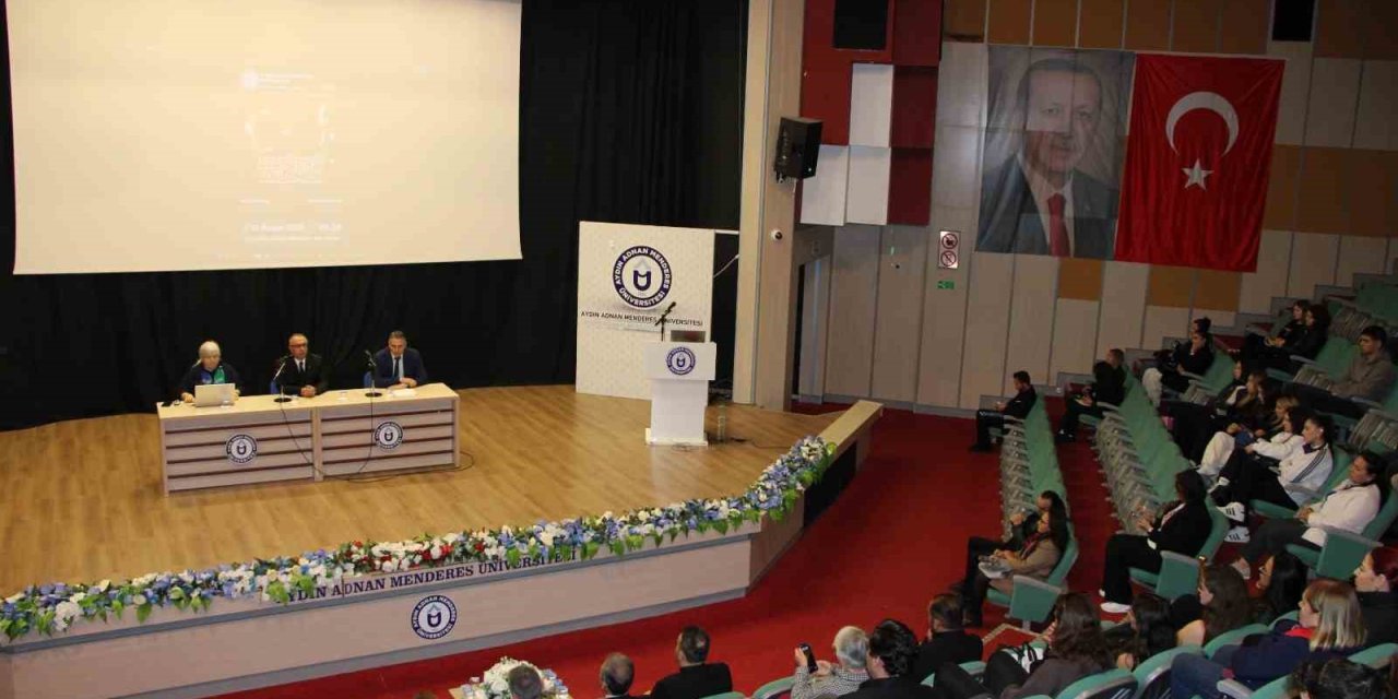 ADÜ’de "Atatürk’ü Anlamak" paneli düzenlendi