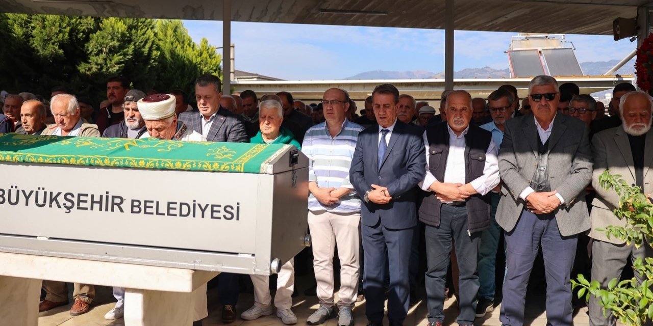 Hayatını kaybeden başkan son yolculuğuna uğurlandı