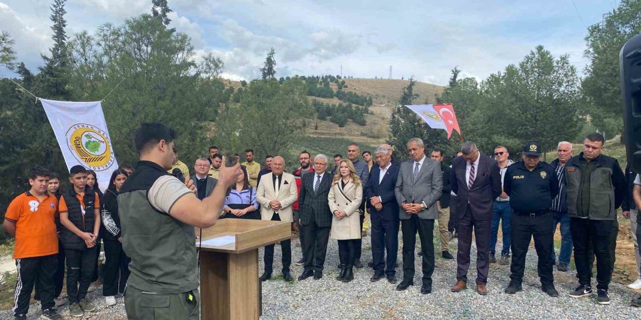 Alaşehir’de 3 bin fidan toprakla buluştu