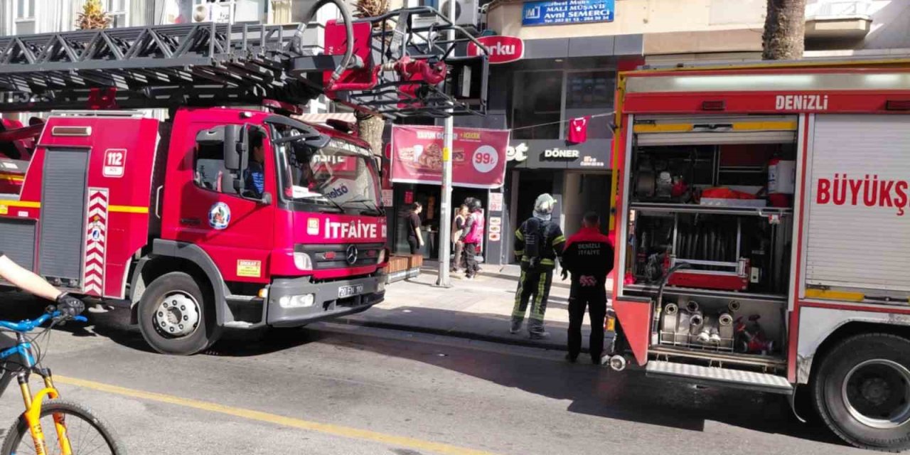 Dönercide çıkan yangın paniğe yol açtı