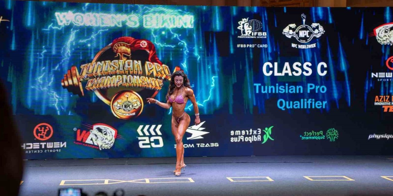 Denizlili sporcu, vücut geliştirmede IFBB Pro Card sahibi oldu