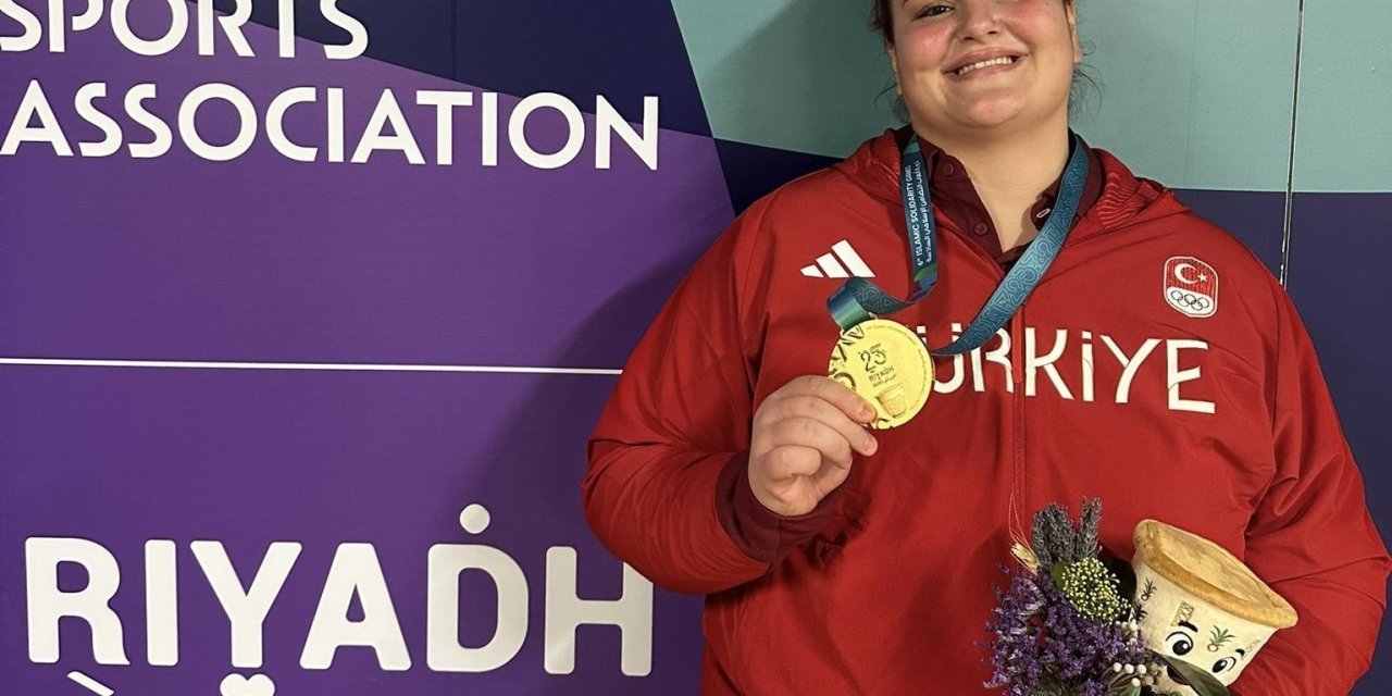 Rektör Kibar’dan judonun altın kızı Hilal Öztürk’e tebrik