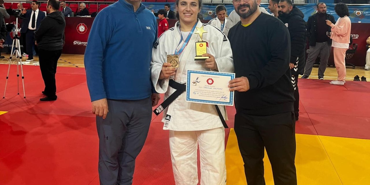 Manisalı Judocu Yadigar Talayhan, Olimpiyatlar için Japonya’da