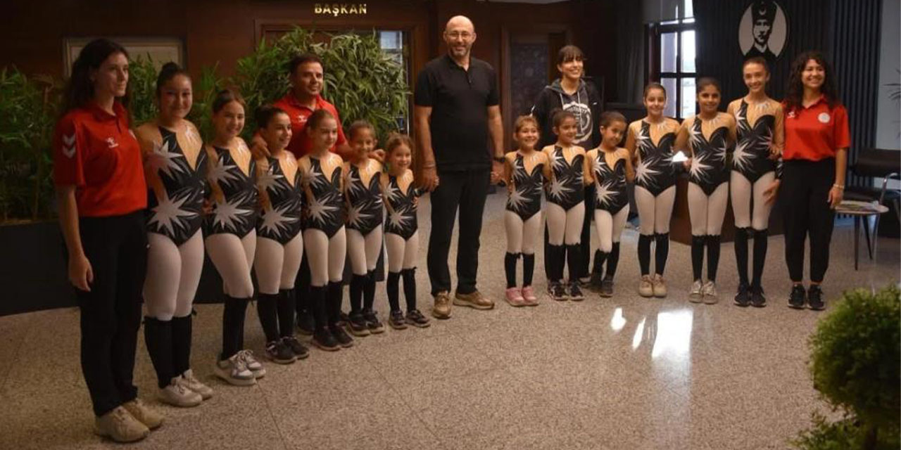 Başkan Zencirci, minik jimnastikcileri ağırladı