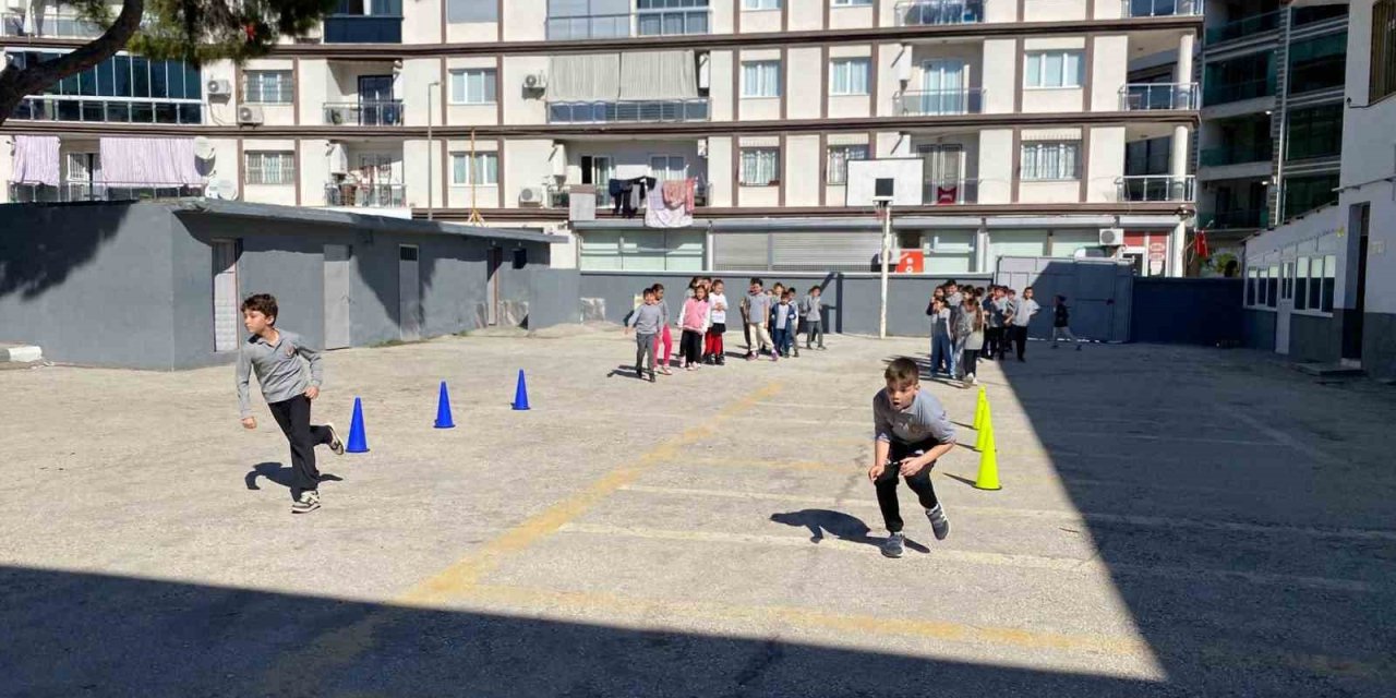 Aydın’da minikler, spor alışkanlığı kazanıyor
