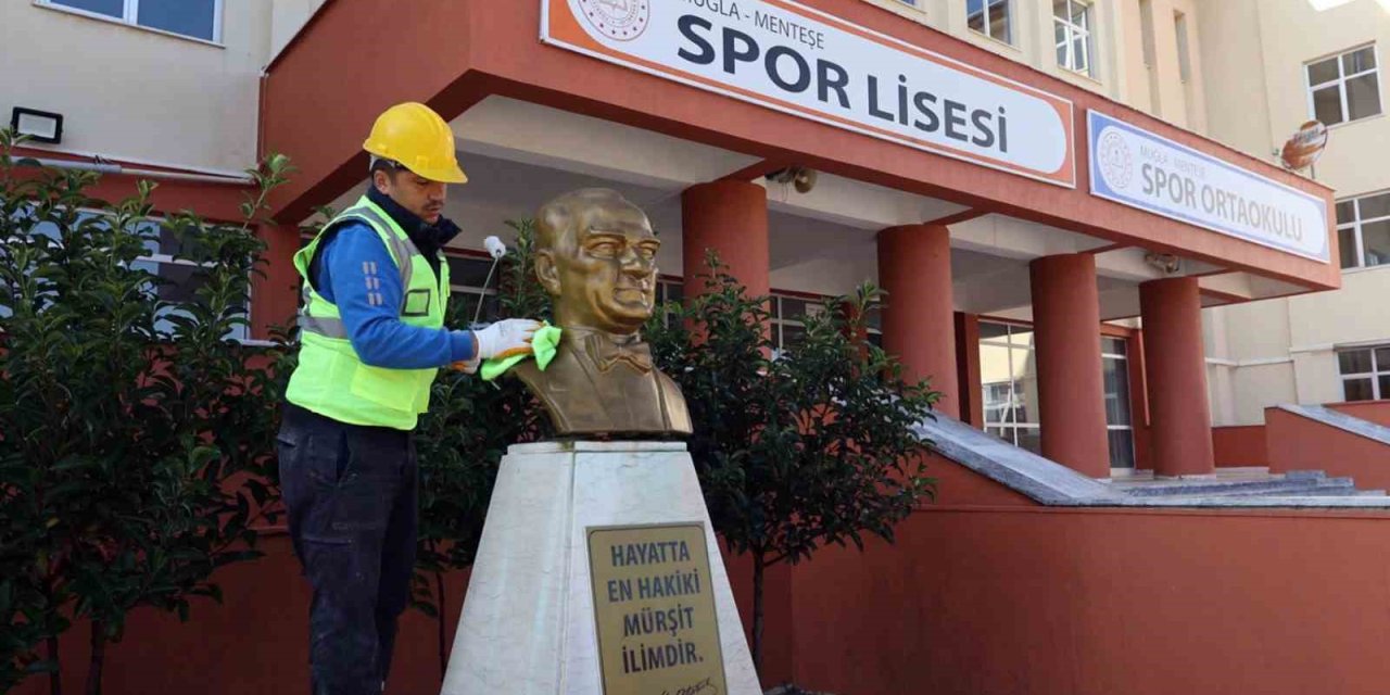 Muğla Büyükşehir’den okullara ara tatil bakımı