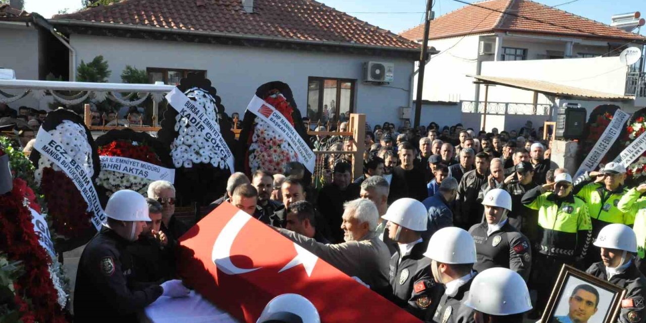 Kazada şehit olan Polis Memuru Ali Barut son yolculuğuna uğurlandı