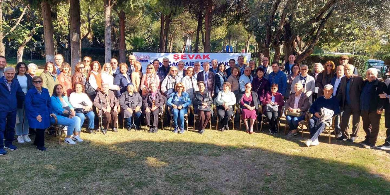 Ünlü hiciv ustası Şair Eşref unutulmadı