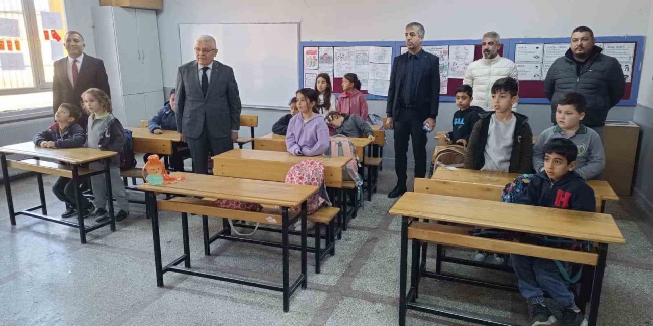 Sosyal medya mesajı okulu yeniletti