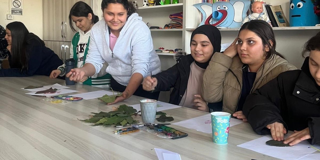 Öğrenciler ’Atölyede 1 gün’ projesi ile meslekleri yerinde tanıdı