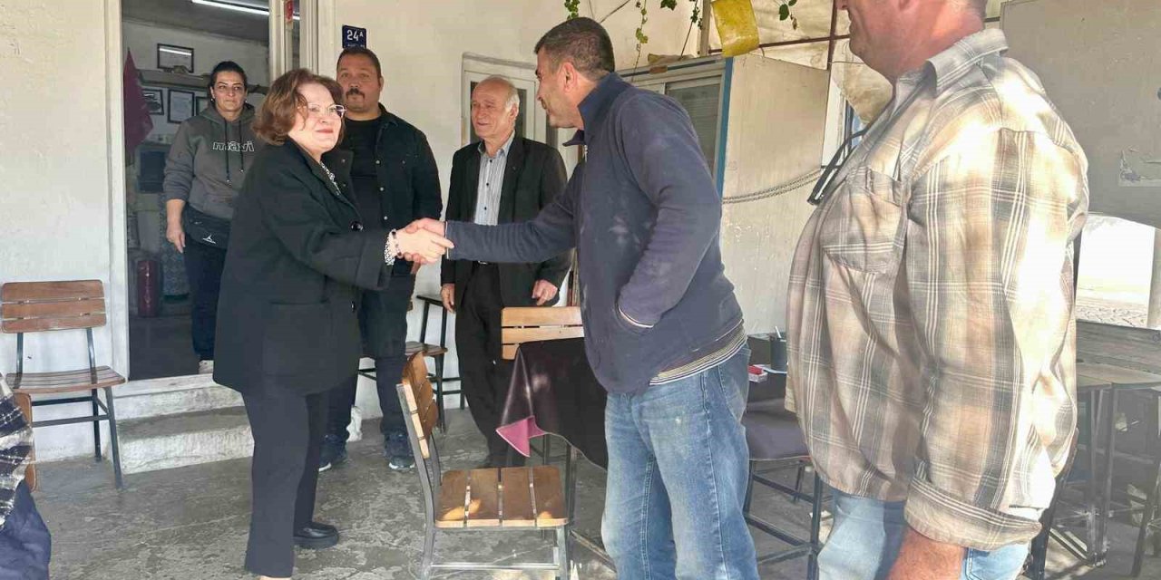 Başkan Gençay’dan Mavişehir pazaryerinde incelemelerde bulundu