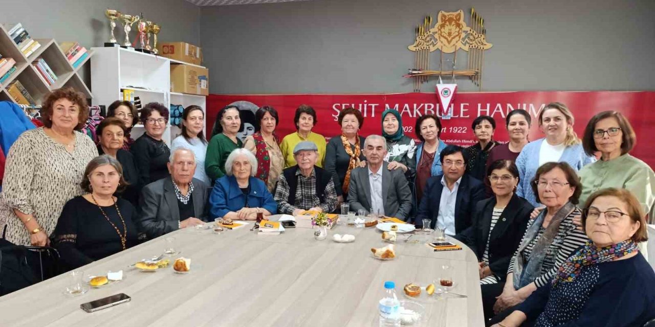 Gördes Kültür ve Doğa Derneği, kuruluşunun 7. yılında yazarlarla buluştu