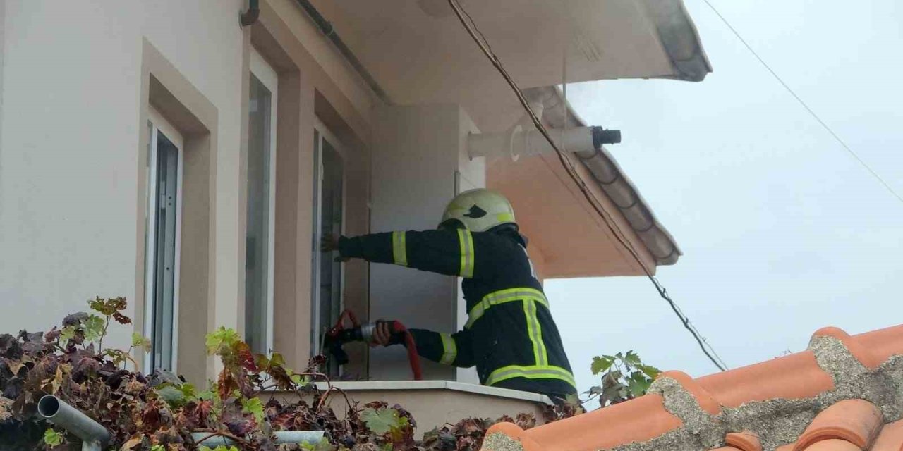 Menteşe’de evde çıkan yangın söndürüldü