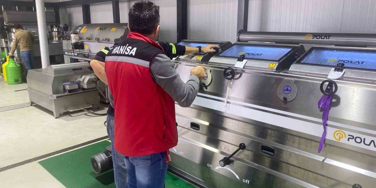Sarıgöl’de zeytinyağı üretim tesislerine denetim