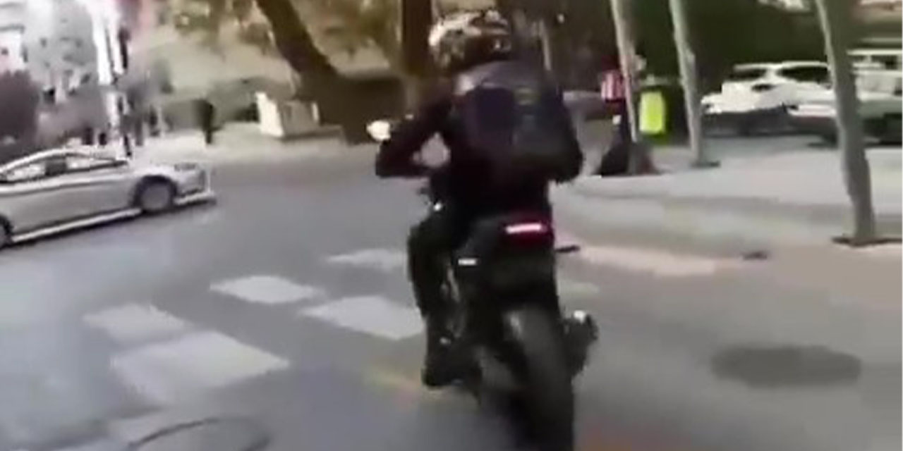 Uyanık sürücü yaptığı düzenekle plakasını gizledi