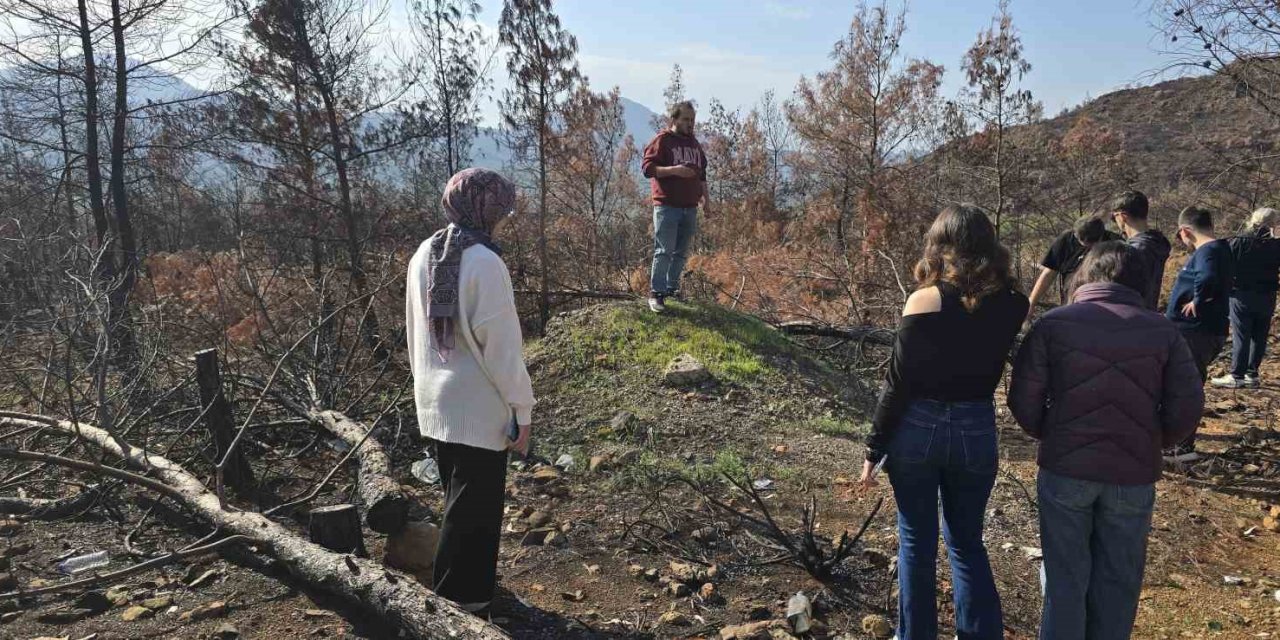 Menteşe’nin gönüllü gençlerinden örnek çevre hareketi