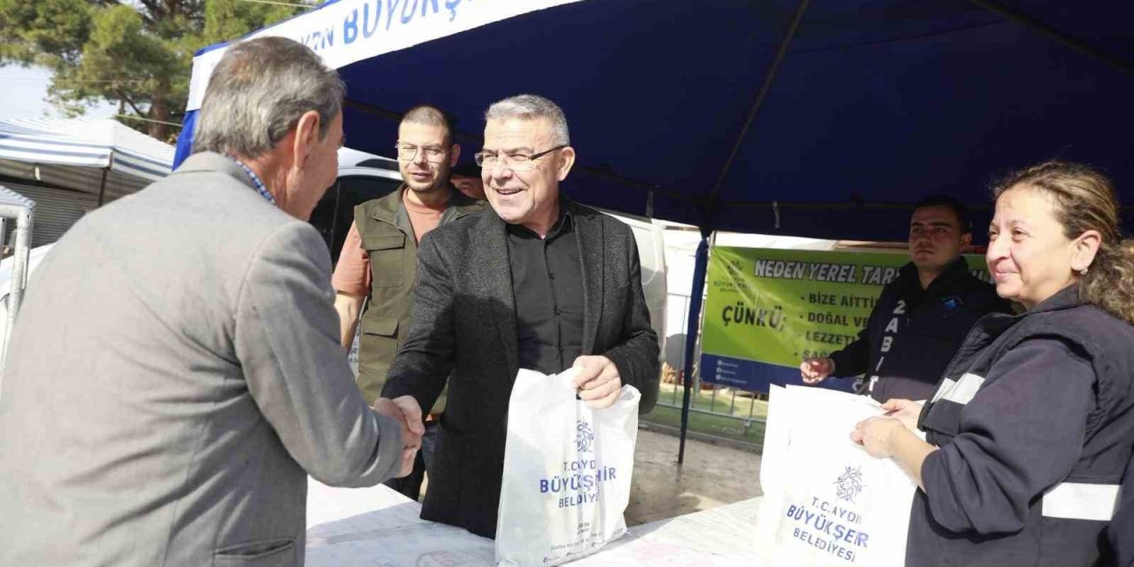 Ata tohumu fideleri Köşk’te vatandaşlara dağıtıldı