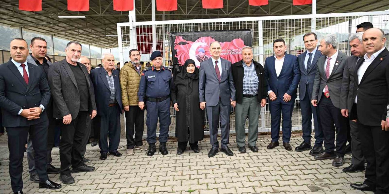 Vali Özkan, şehit aileleri ve gazilerle buluştu