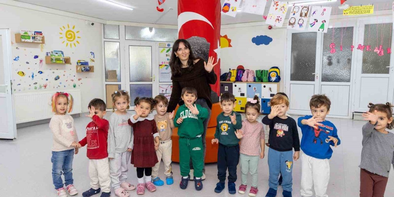 Eğitim gördüğü anaokuluna öğretmen oldu
