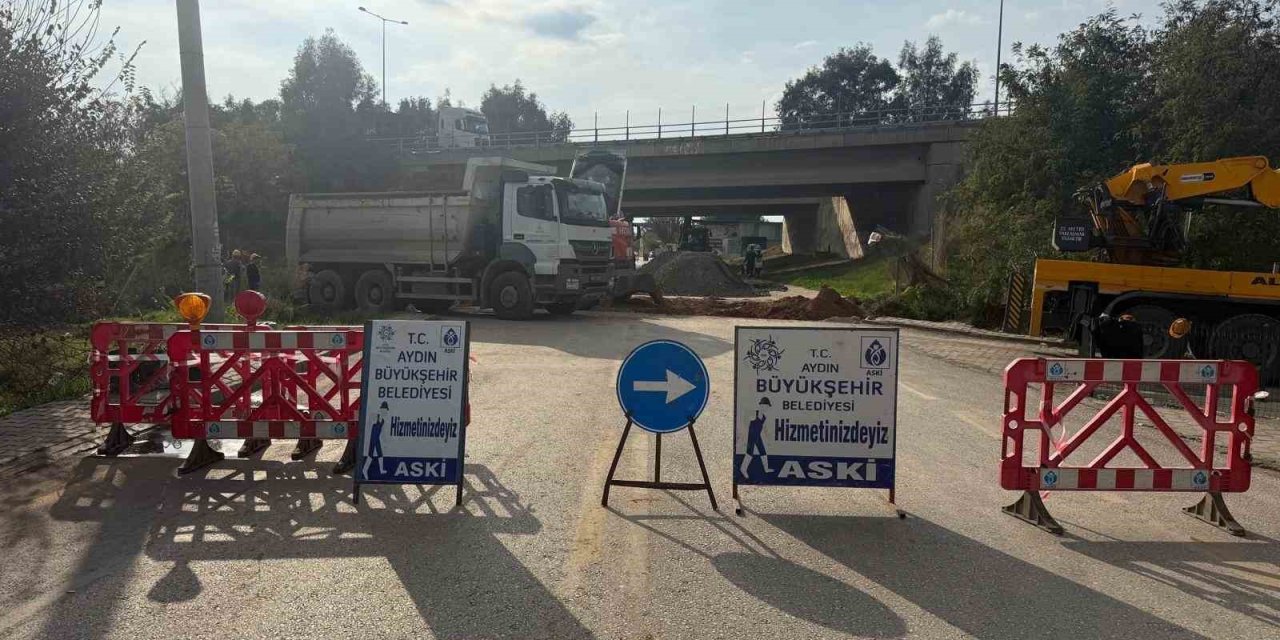 Aydın Büyükşehir Zeybek Mahallesi’nde alt yapı çalışması gerçekleştirdi