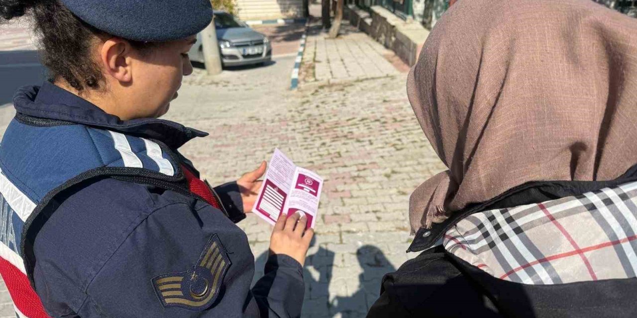 İhsaniye’de jandarmadan bilgilendirme çalışması