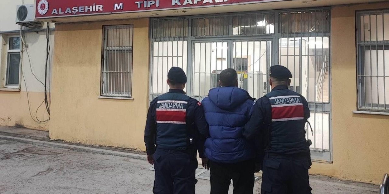 Alaşehir’de sentetik ecza operasyonu: 1 tutuklama