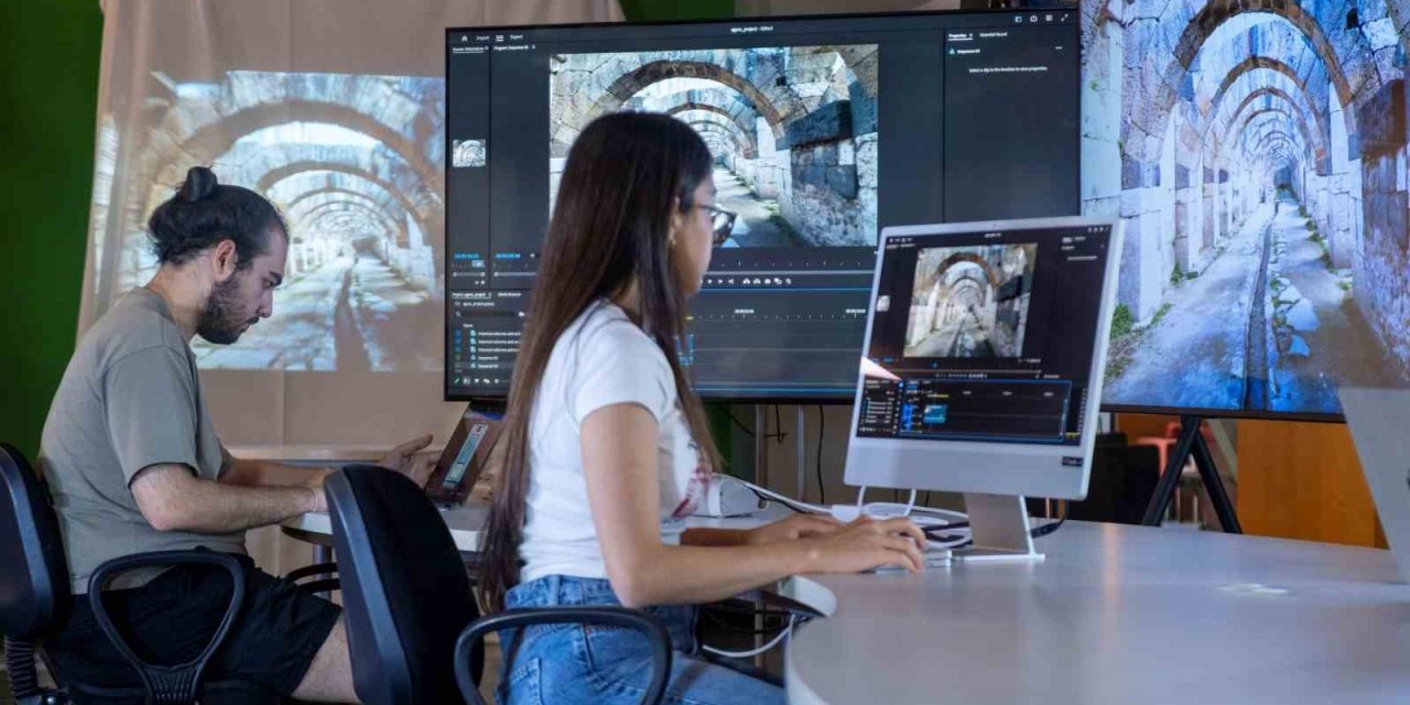 İzmir Ekonomi, geleceği mikro-yeterliliklerle kuruyor